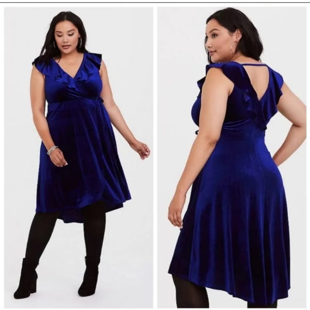 New Royal blue dress size 4 brand torrid